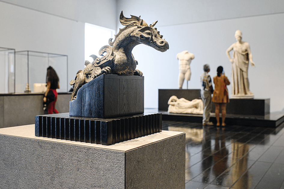Chinese and European sculpture in the Louvre Abu Dhabi collection.
