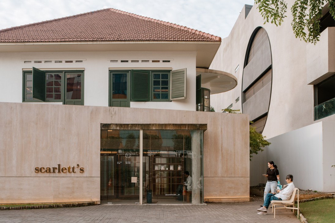 The front entrance of Scarlett’s House Blok M