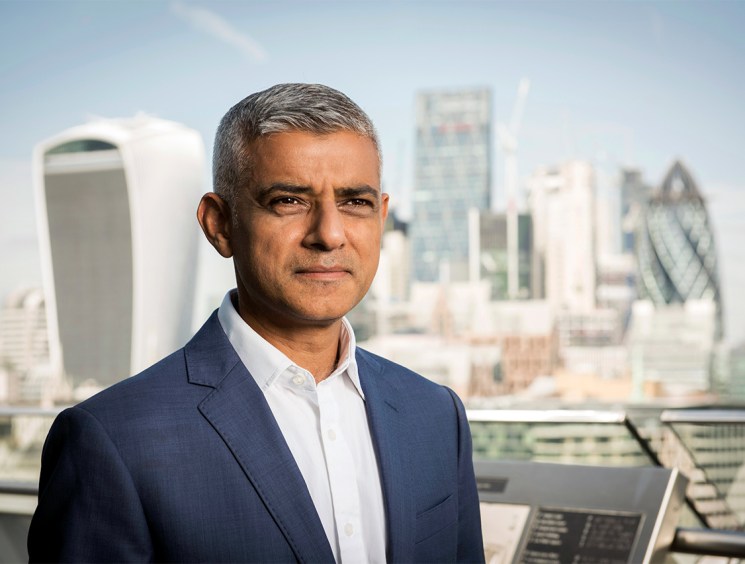Sadiq Khan supports “a better Heathrow, not a bigger one” as £21bn runway plans are submitted