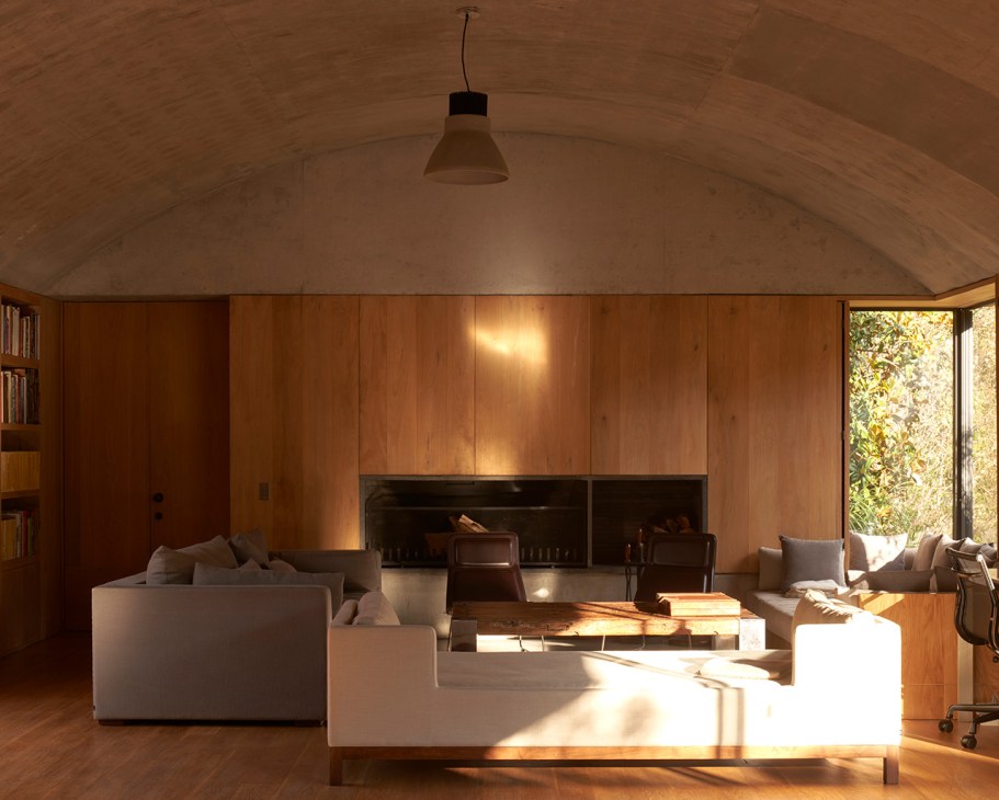 Casa Terreno living room