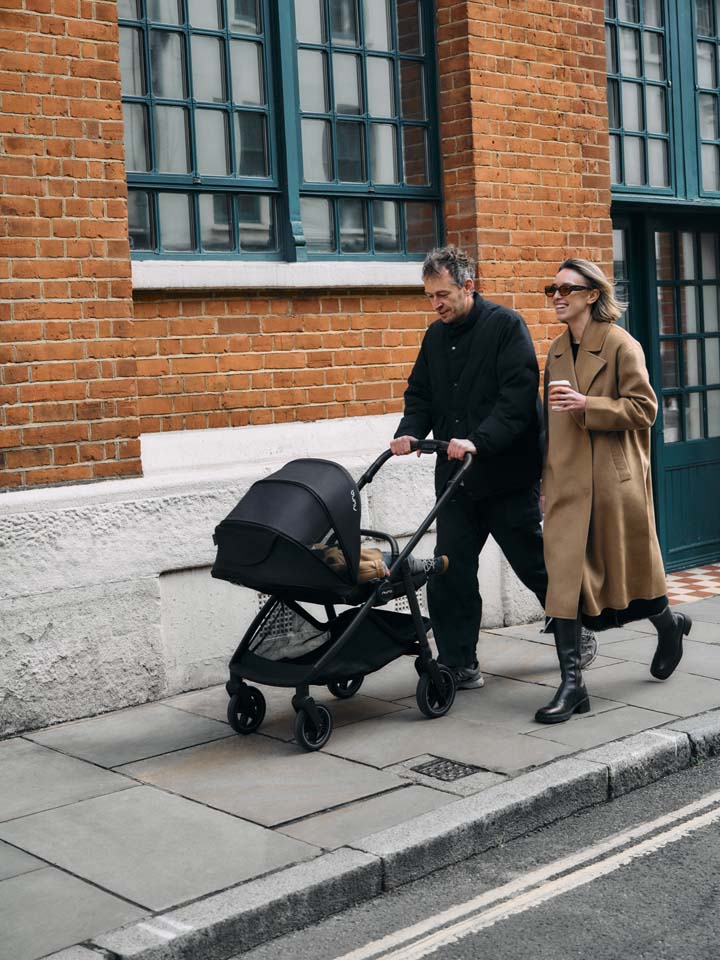 SWIV push chair