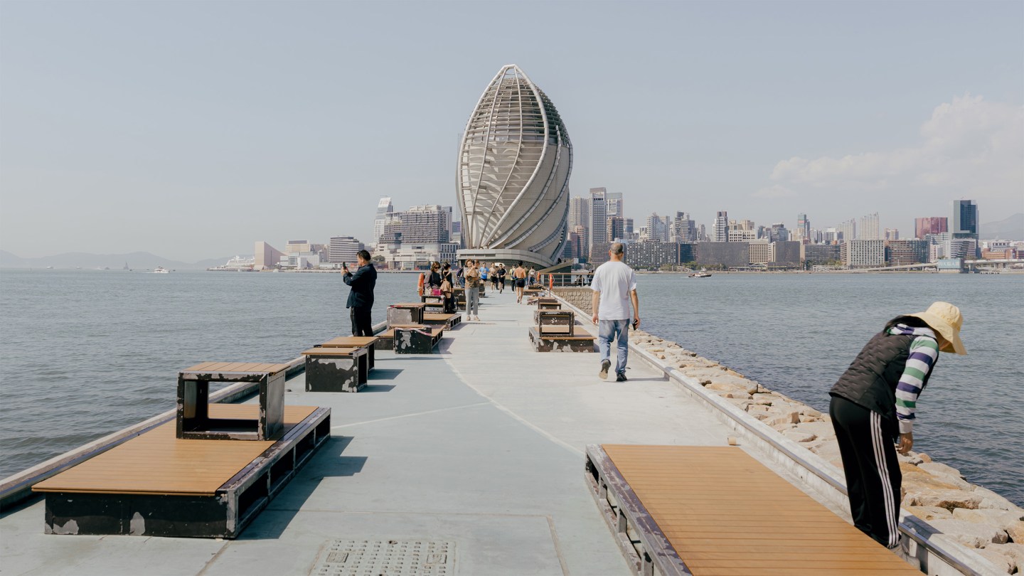 Hong Kong Promenade
