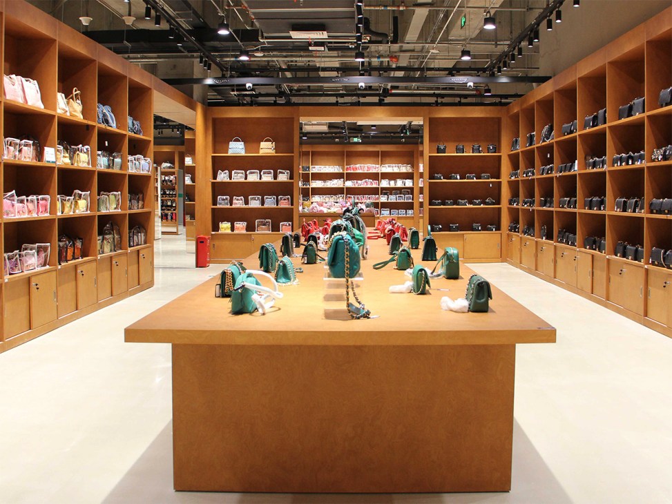 Zzer shop in Shanghai
