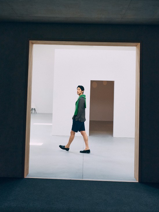 Jumper by Auralee, jacket by Brioni, shorts by Oliver Spencer, shoes by Prada