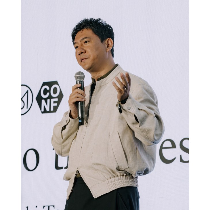 Tashi Tsering, the CEO of Songtsam, on stage at The Entrepreneurs Live in Shanghai