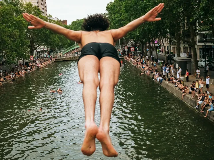 Air-con has become the latest front in a culture war – but more hot air is the last thing our overheating cities need