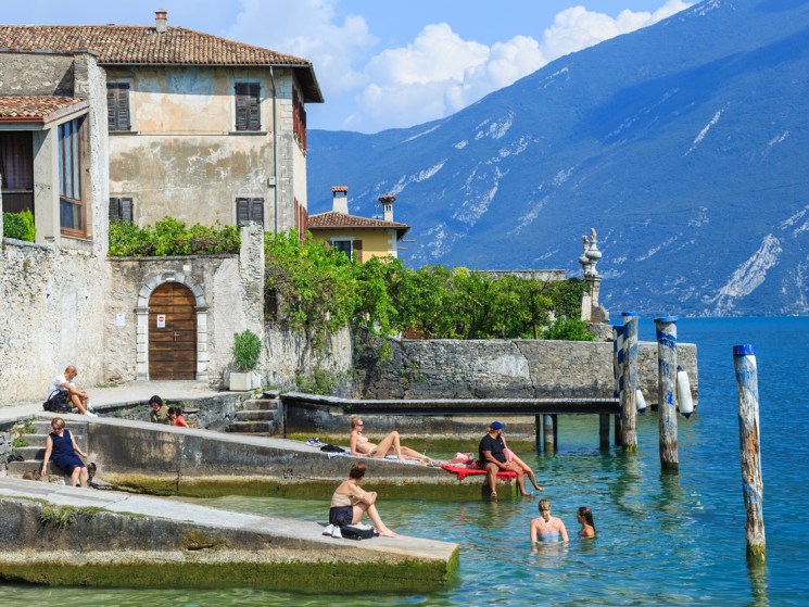 What lies beneath sea-loving Italians’ deep suspicion of lakes?