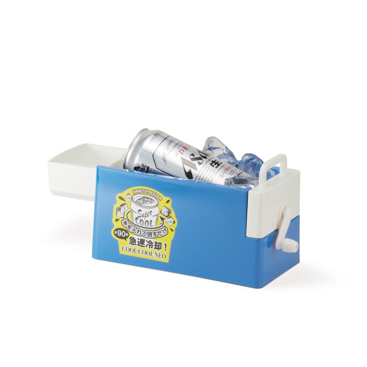 Blue and white Mantensha instant beer cooler with spinning handle containing a chilled beverage can and ice.