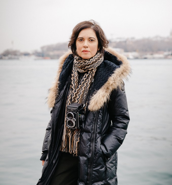 Rena Effendi portrait shot by Maria Klenner at Galata port Istanbul with camera equipment