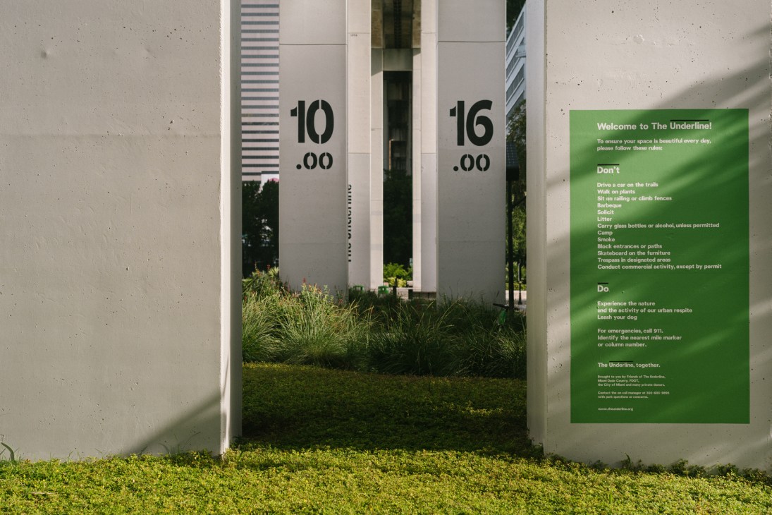 Basketball court and recreational facilities at The Underline Miami