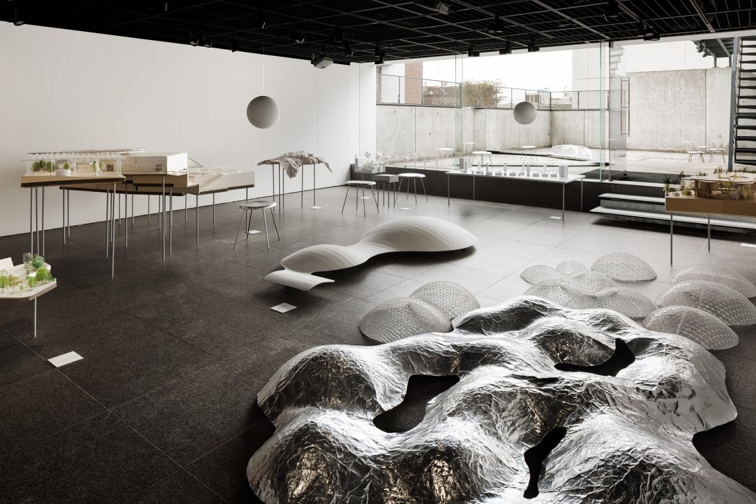 Gallery interior displaying architectural models by Kazuyo Sejima and Ryue Nishizawa at Toto Gallery Ma