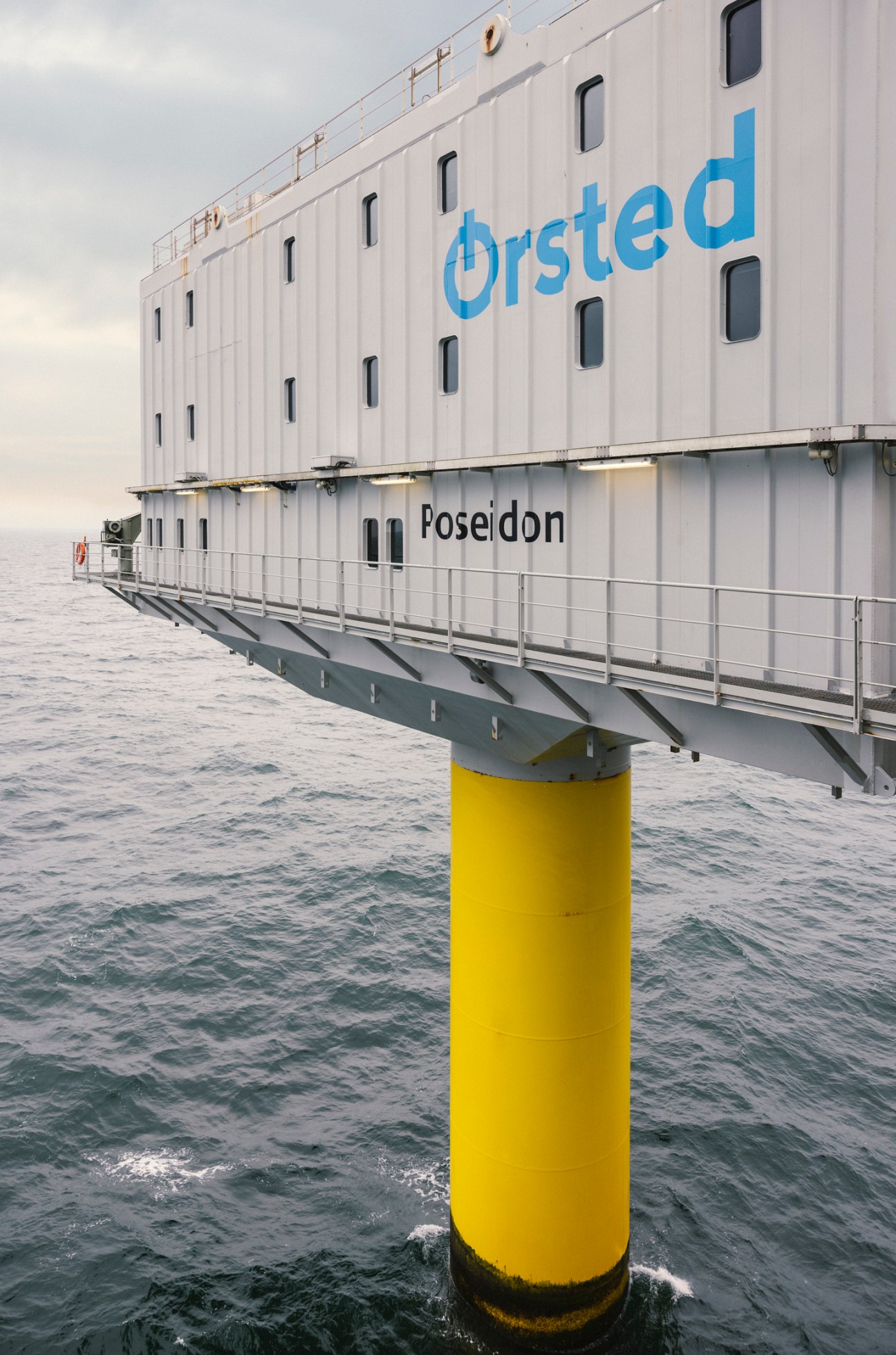 Ørsted's Poseidon offshore platform in the North Sea with accommodation and technical facilities.