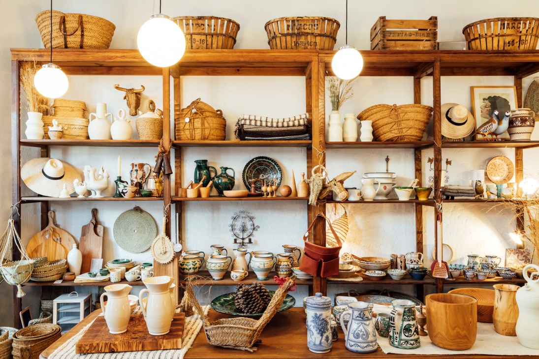 Traditional Spanish crafts at Cocol