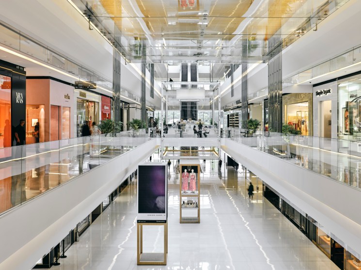 JK Iguatemi Shopping Mall with shiny floors