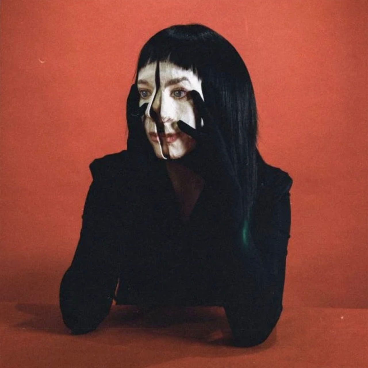 Allie X's album Girl with No Face