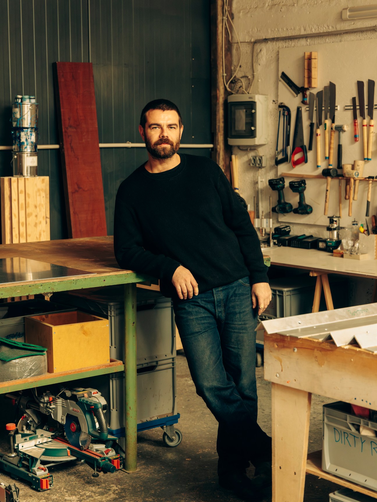 portrait of Frederik Fialin in his workshop