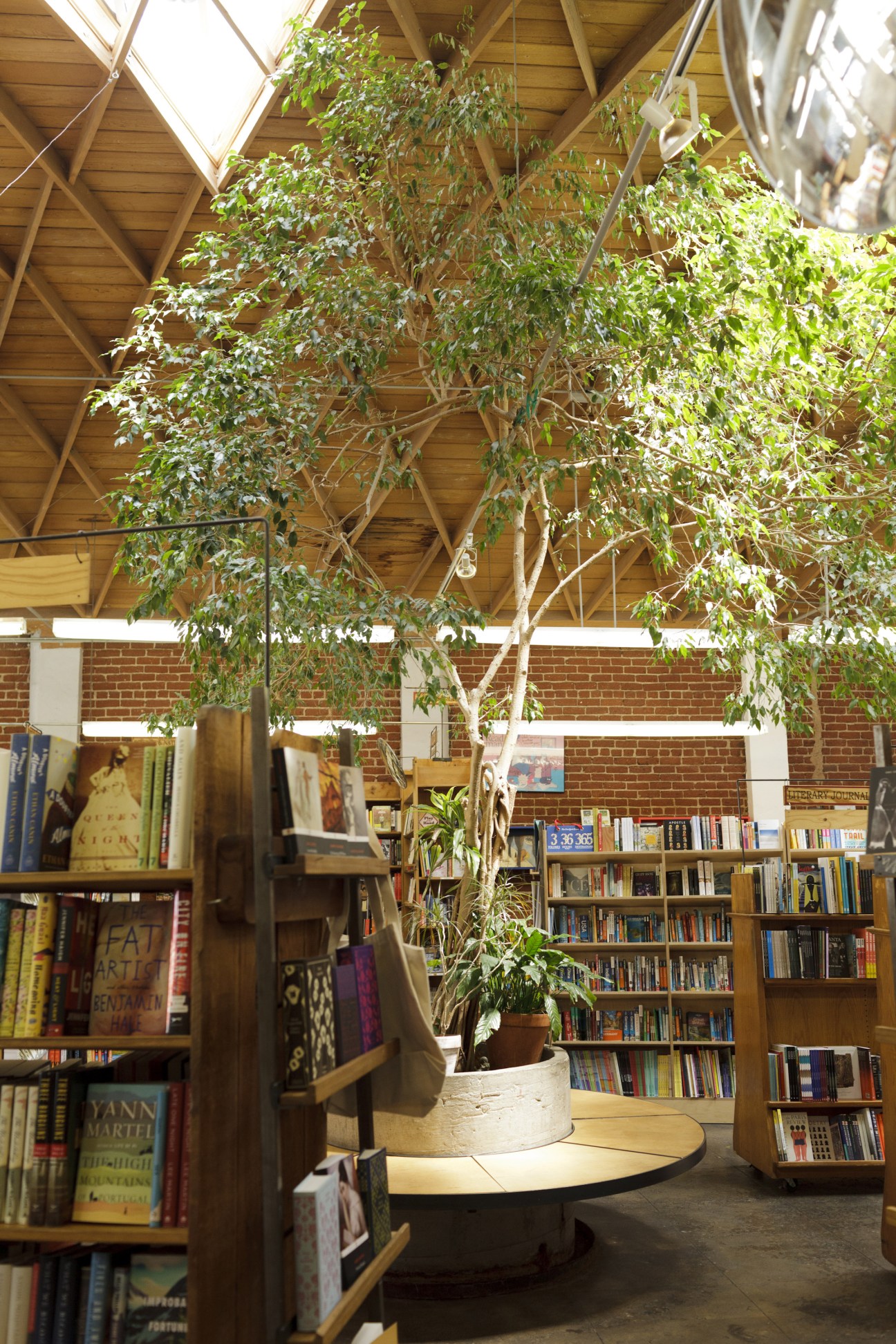 Exterior view of Skylight Books storefront on Vermont Avenue in Los Angeles