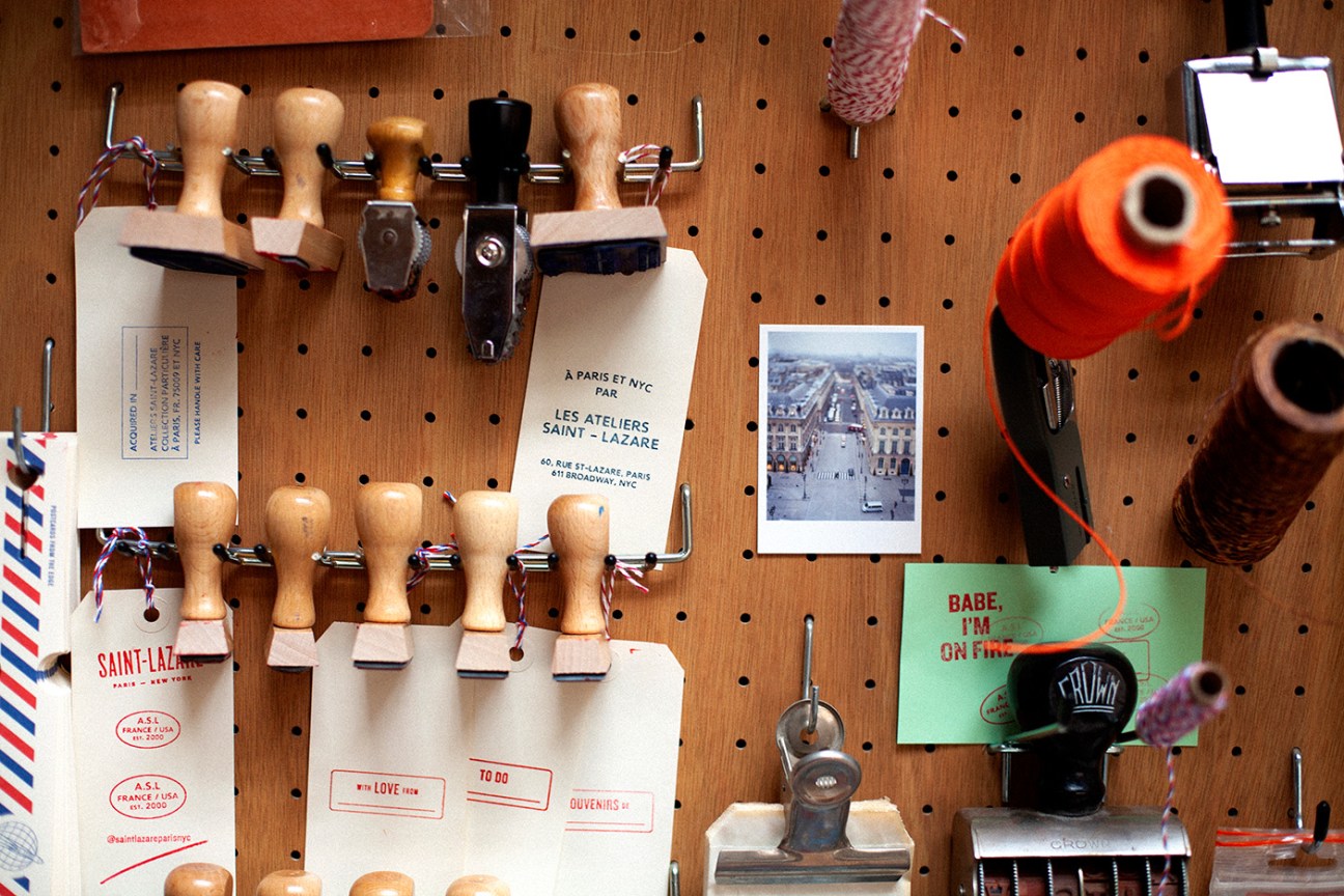 Pinboard with helpful tools