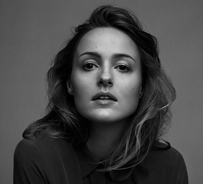 Black and white portrait photograph of Norwegian actress Renate Reinsve