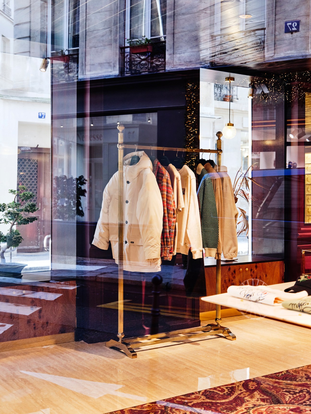 Drôle de Monsieur store exterior