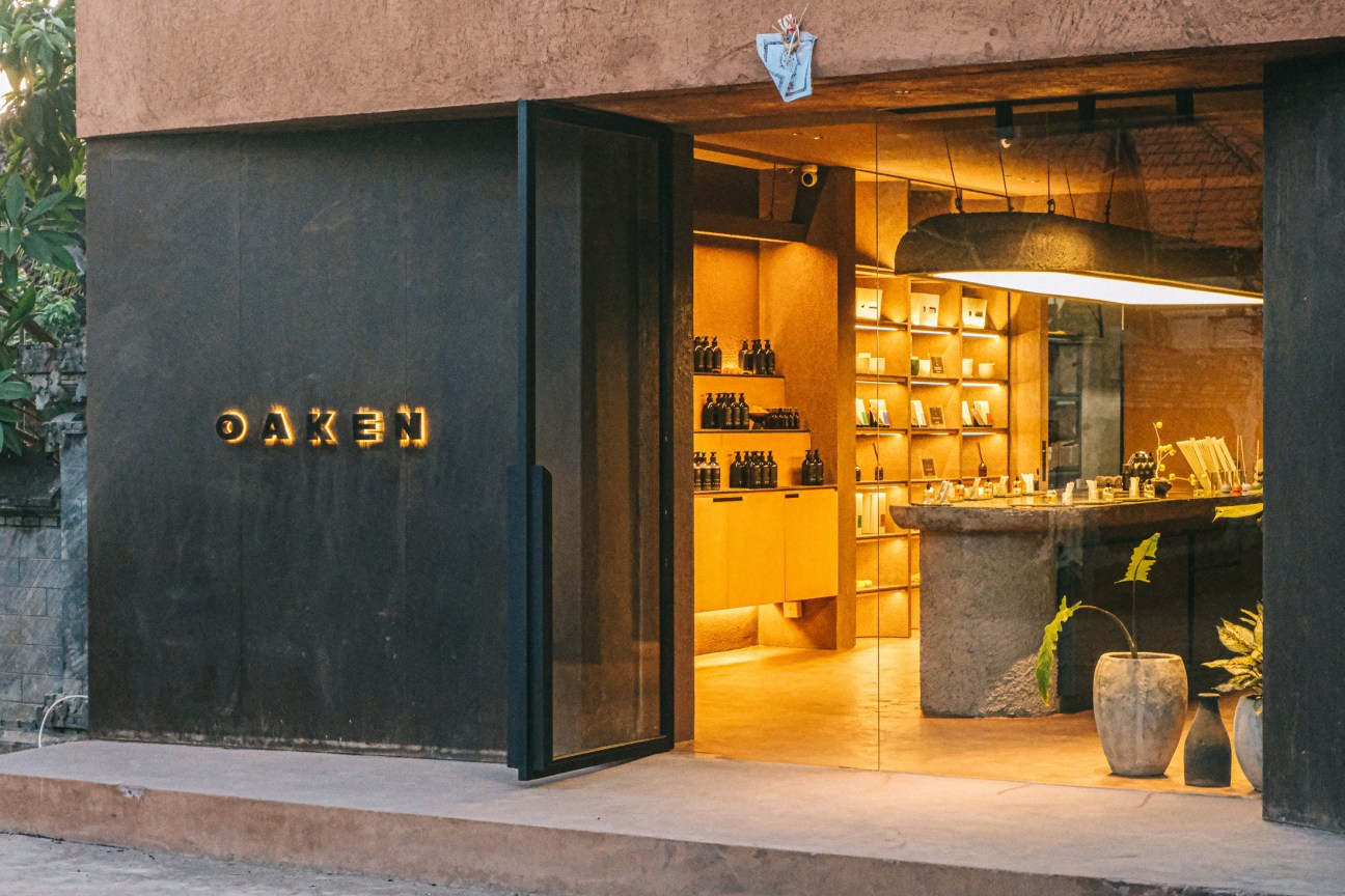 Oaken Lab's premium packaging and branding
