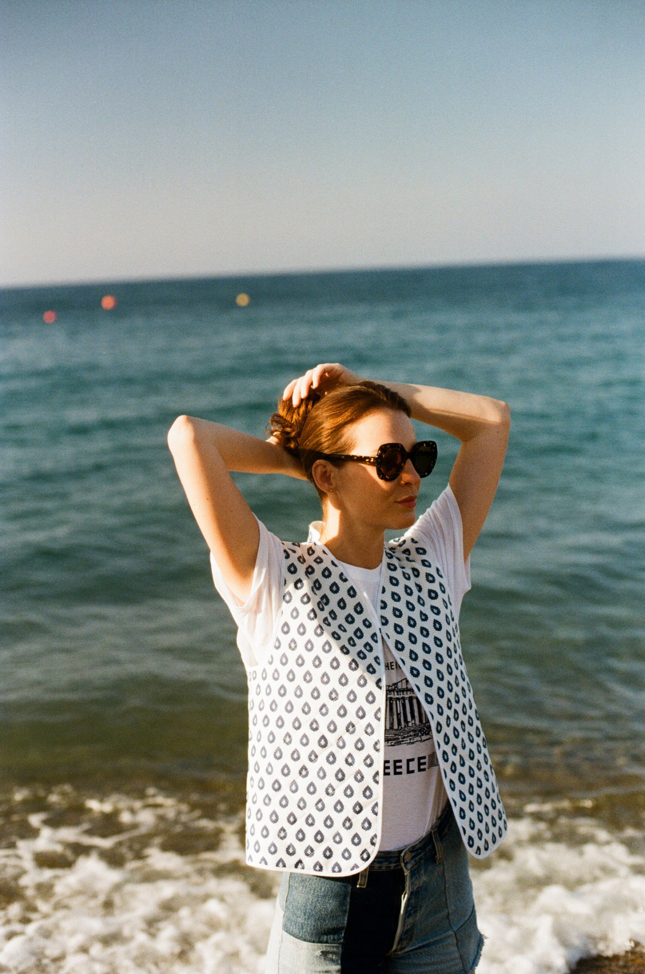 Mirèio clothing in bright sunlight showcasing Mediterranean aesthetic