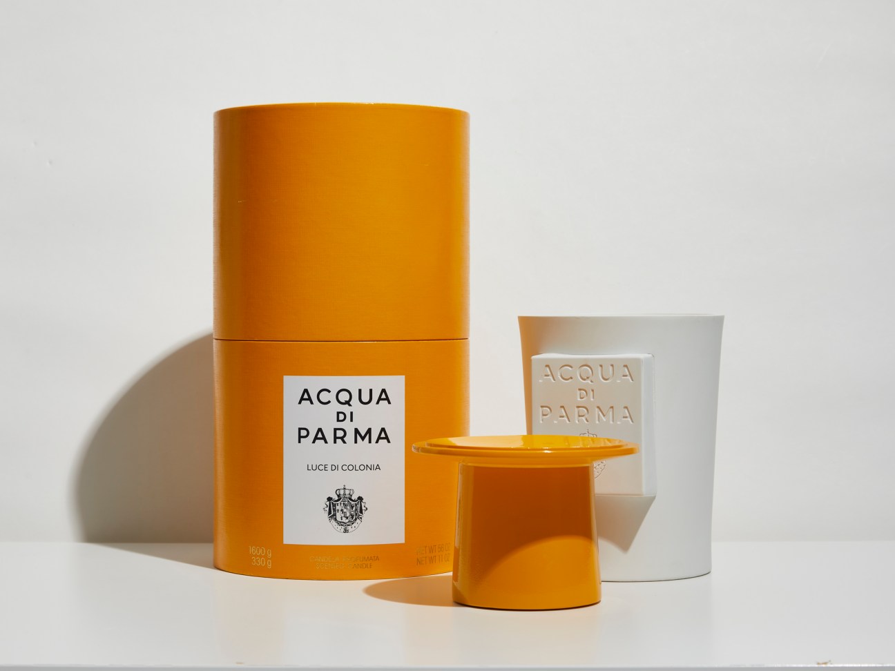 Chapeau candle by Acqua di Parma