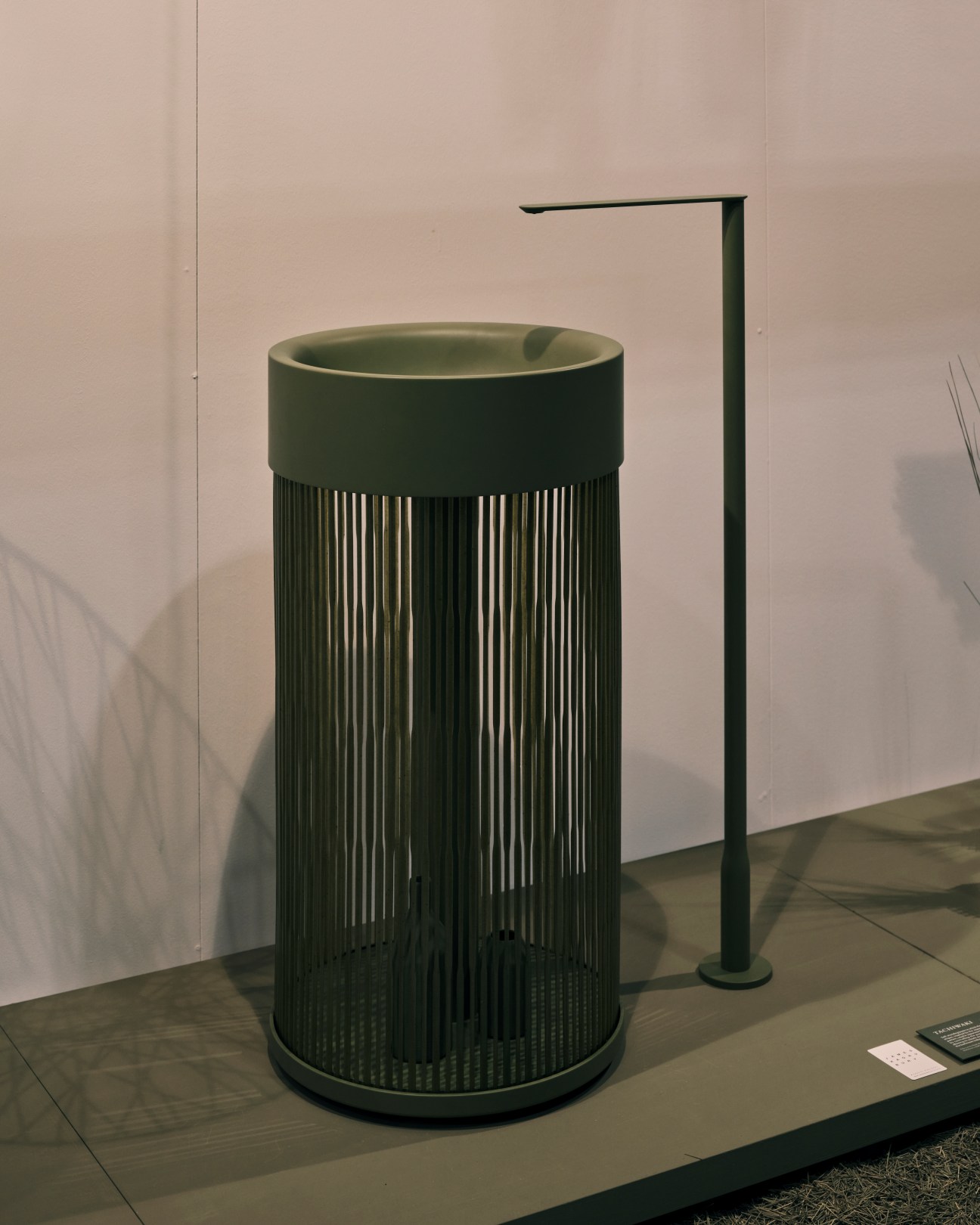 Tatami Refab Project materials made from biodegradable resin and recycled tatami mats