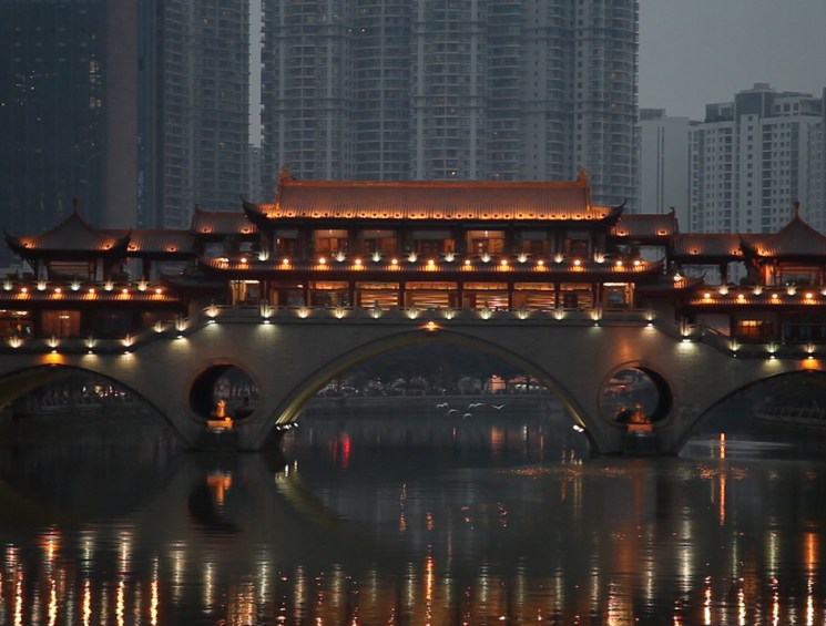 bridge in Chengdu