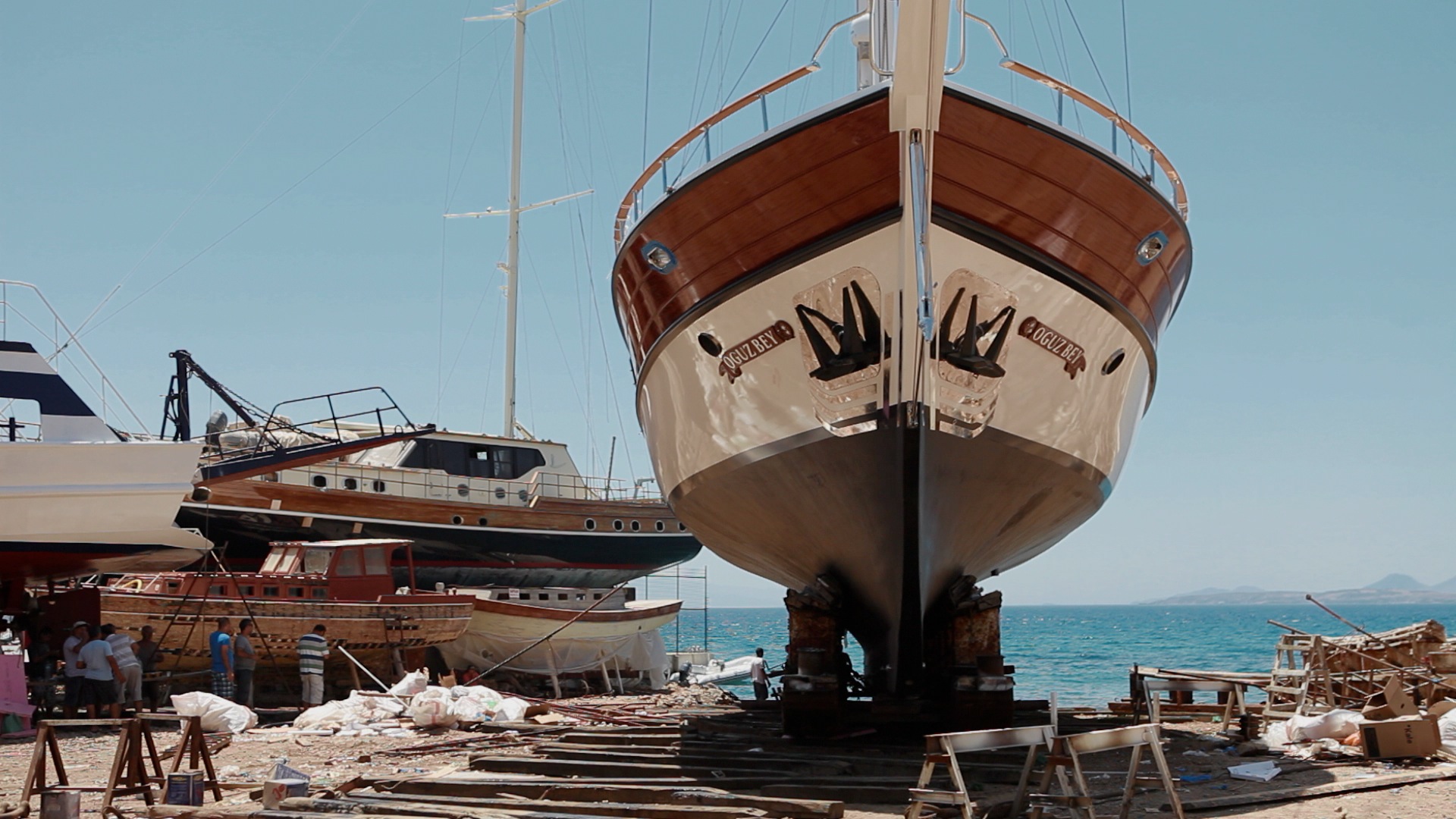 A boat in a dockyard.