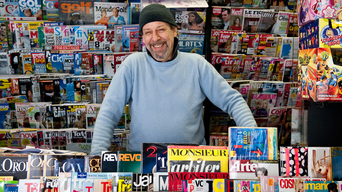Kiosk with magazines.