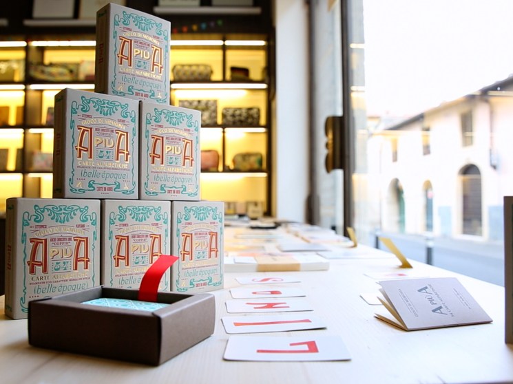 The window of Lino's & Co in Verona.