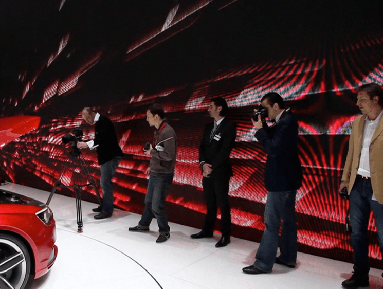 photographers at Geneva Motor Show 2011