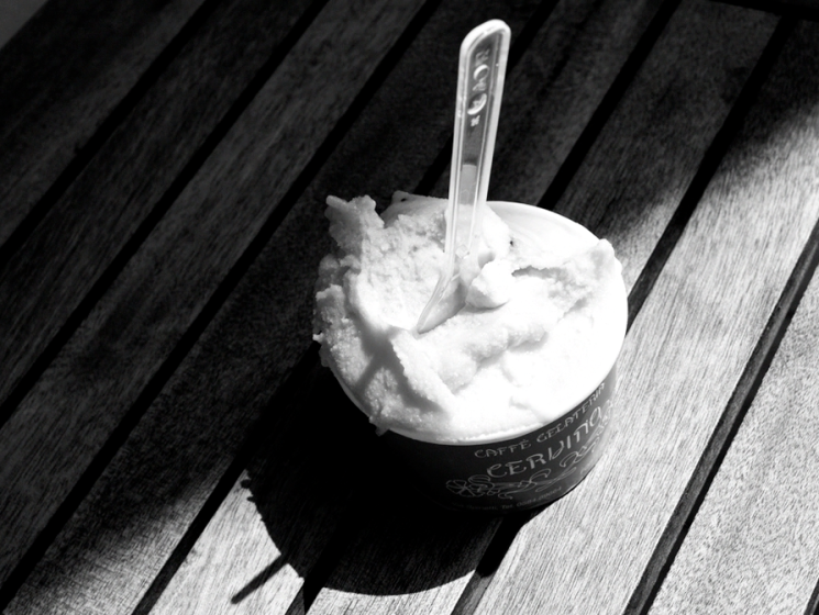 ice cream pot
