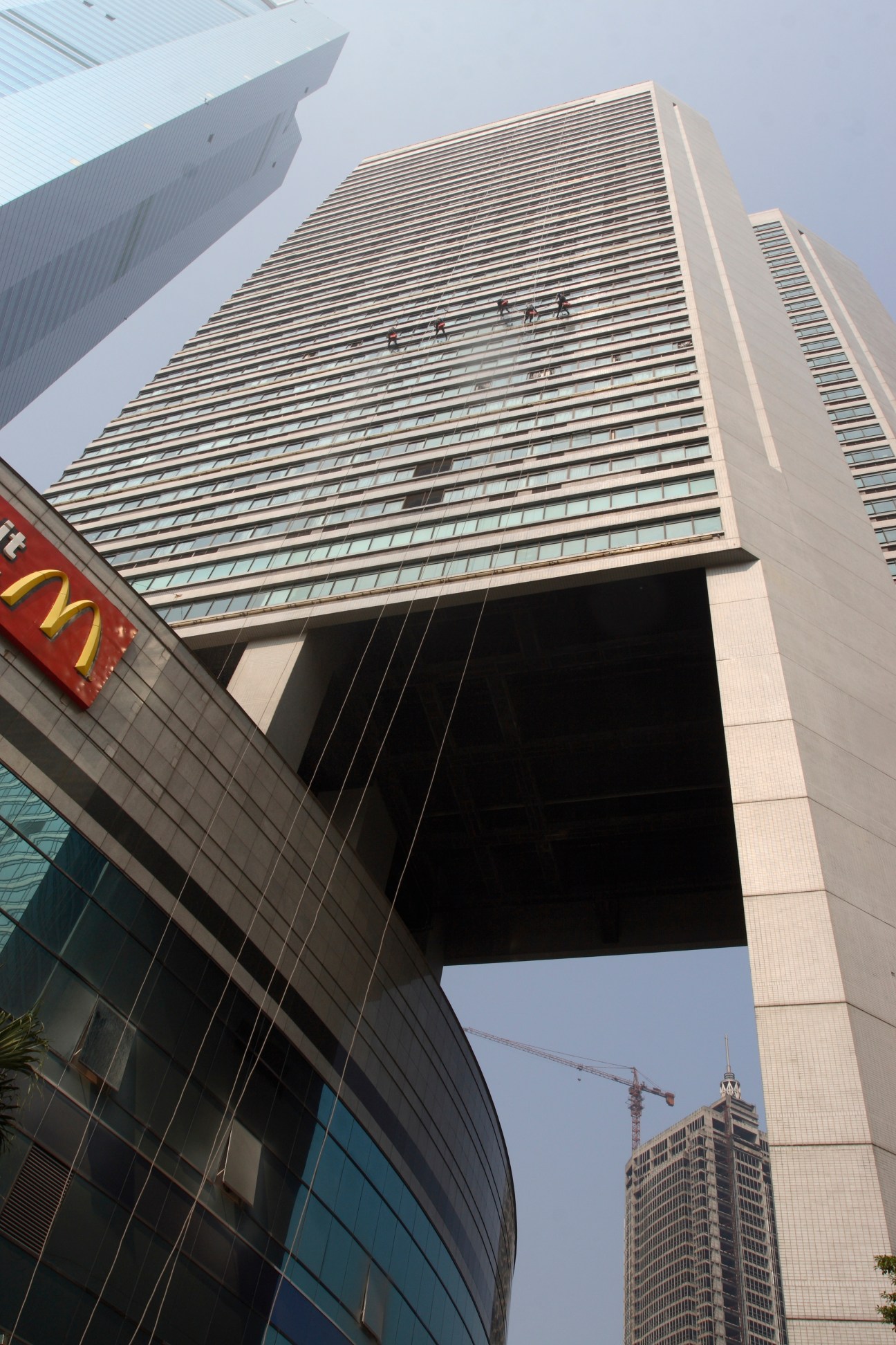 Modern high-rise buildings in Guangzhou's financial district under clear sky.