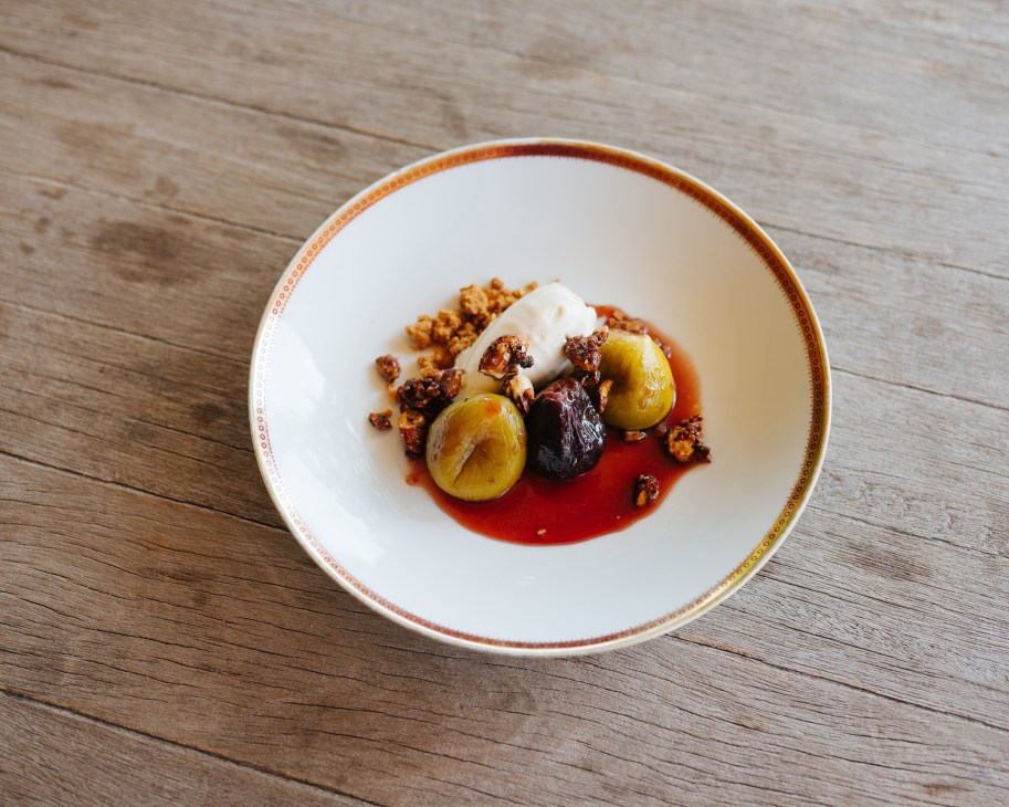 Sorbet dessert served with fresh figs